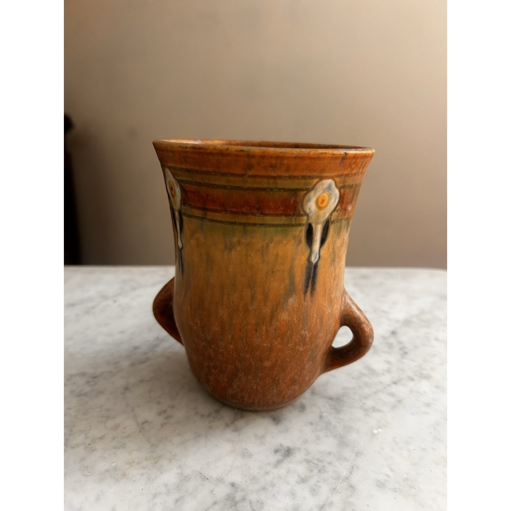 Roseville Pottery '' Montacello '' Orange Color Vase, Shape no 558-5
